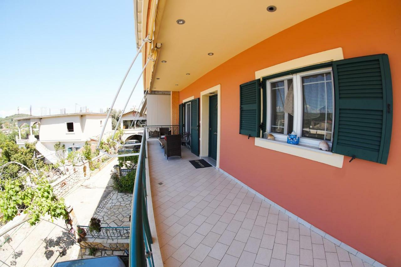 Vasw Apartment Agios Nikolaos  エクステリア 写真